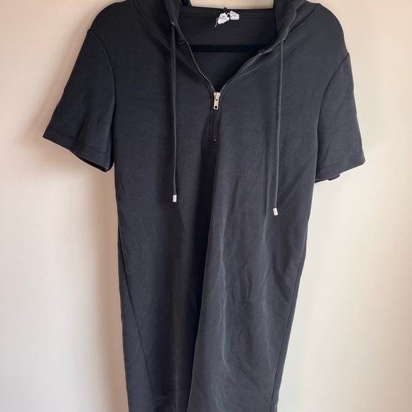 Cable and gauge Black Short Sleeve Hoodie tencel mini dress womens large - Picture 1 of 6